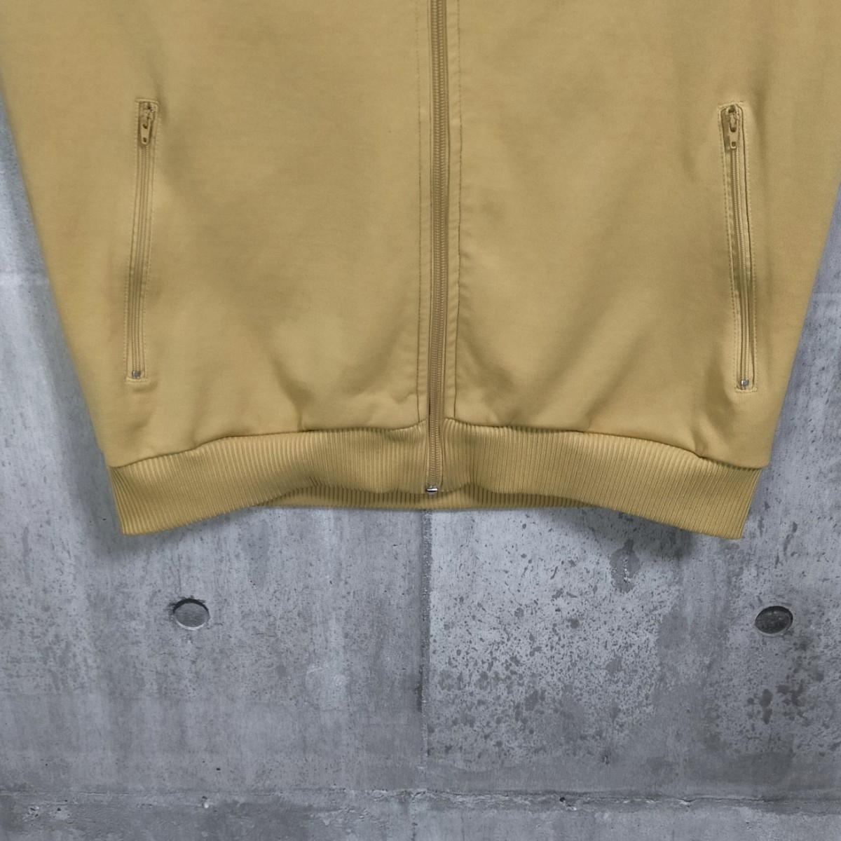 激レア 5XL ベージュ系 adidas アディダス 茶 ブラウン Brown Beige 古着 上着 ロゴ ジャージ トレフォイル オールド  トラックジャケット