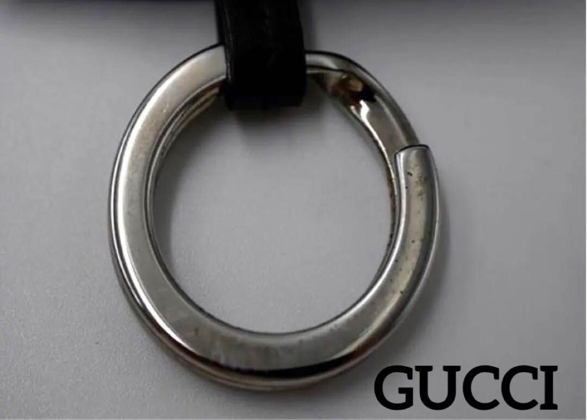 GUCCI クロシェット パイソン柄グッチキーケース ネック GUCCI クロシェット パイソン柄グッチキーケース ネック