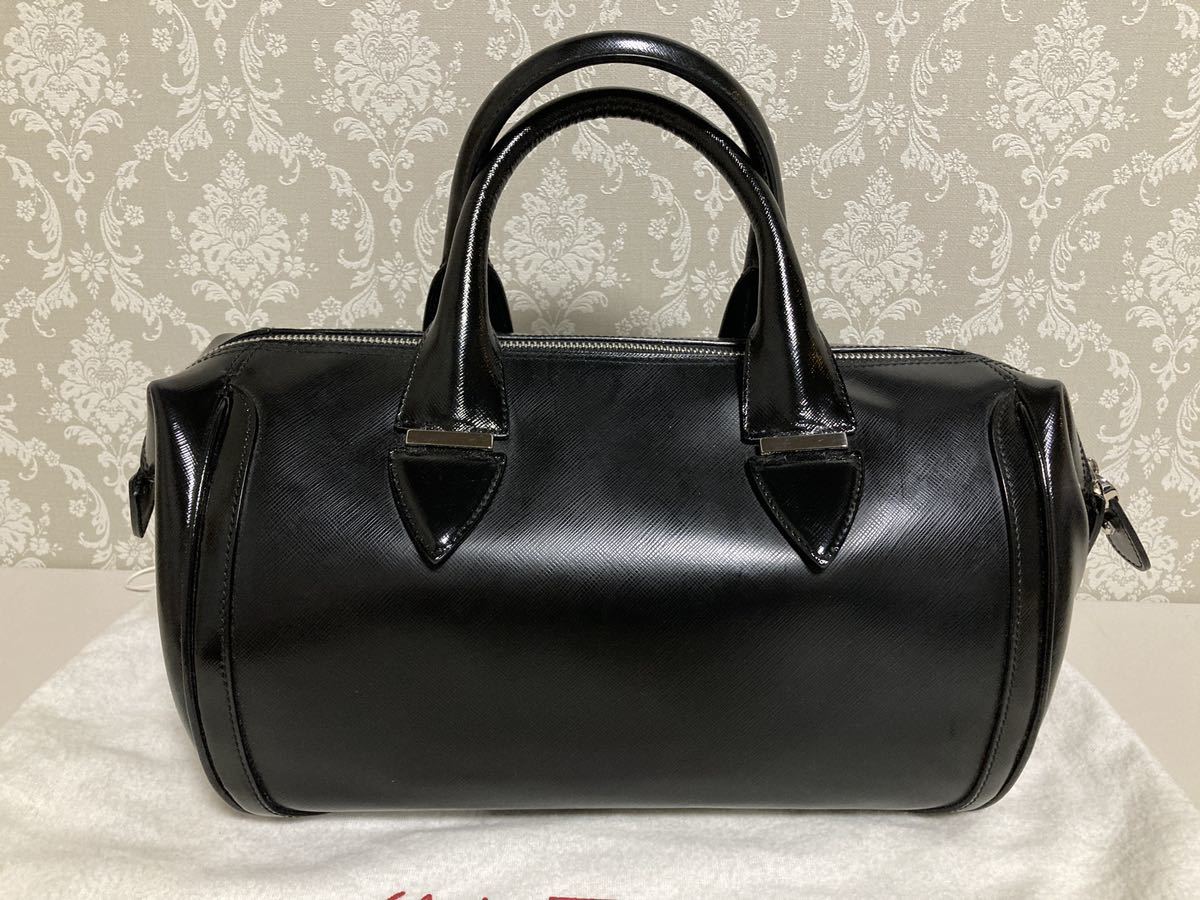 ♪超美品 フェラガモ 本革 ミニボストンバッグ ANGELICA黒 NERO ♪超美品 フェラガモ 本革 ミニボストンバッグ ANGELICA黒 NERO