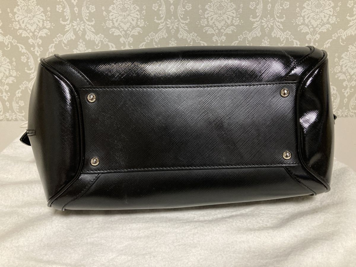 ♪超美品 フェラガモ 本革 ミニボストンバッグ ANGELICA黒 NERO ♪超美品 フェラガモ 本革 ミニボストンバッグ ANGELICA黒 NERO