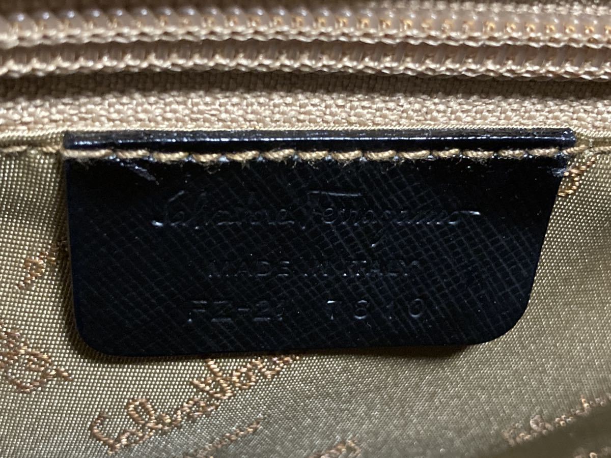 ♪超美品 フェラガモ 本革 ミニボストンバッグ ANGELICA黒 NERO ♪超美品 フェラガモ 本革 ミニボストンバッグ ANGELICA黒 NERO