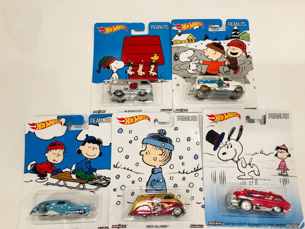 最終値下げ！ホットウィール ミニカー スヌーピー PEANUTS 5台セット-