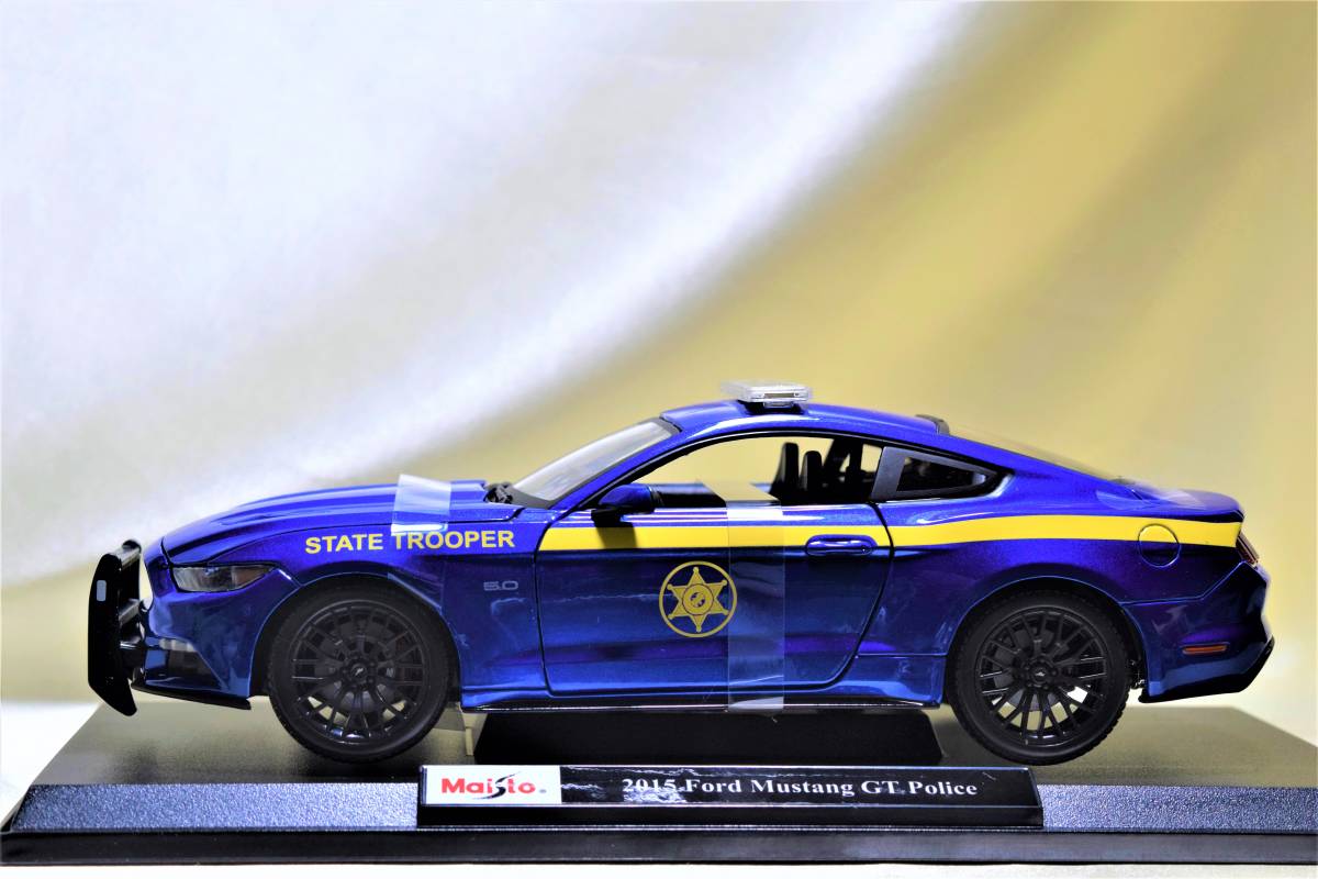 新品マイスト1/18【Maisto】◆2015年式 Ford Mustang GT「Police」◆ミニカー/フォード/シボレー/ポルシェ/フェラーリ/BMW/ランボルギーニ_画像9