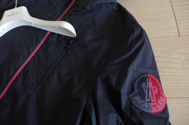 新品 即決 正規品 希少 モンクレール BIGロゴ ジーニアス 2 MONCLER