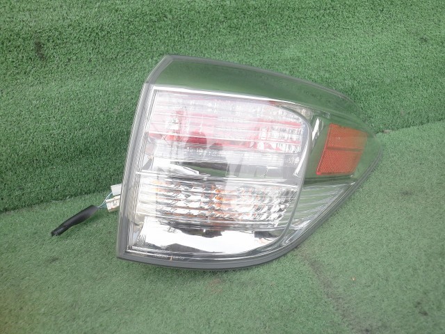 レクサス ＲＸ２７０ テールランプ　右　H22　AGL10　81551-48230　コイト48-92_画像3