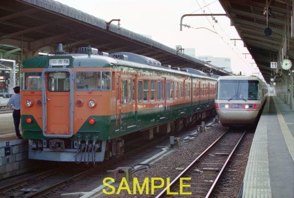 ☆90～10年代鉄道10jpgCD[113系大垣車R4編成その9(名古屋・中津川駅)]☆_DP5132