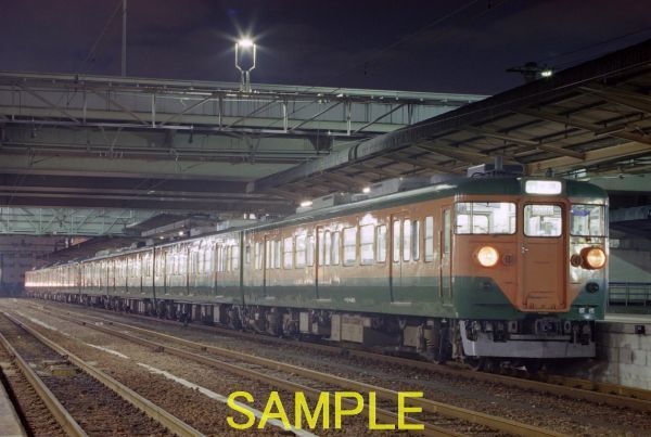 ☆90～10年代鉄道10jpgCD[113系大垣車R24編成その5(東海道線熱田駅)]☆_DP15042