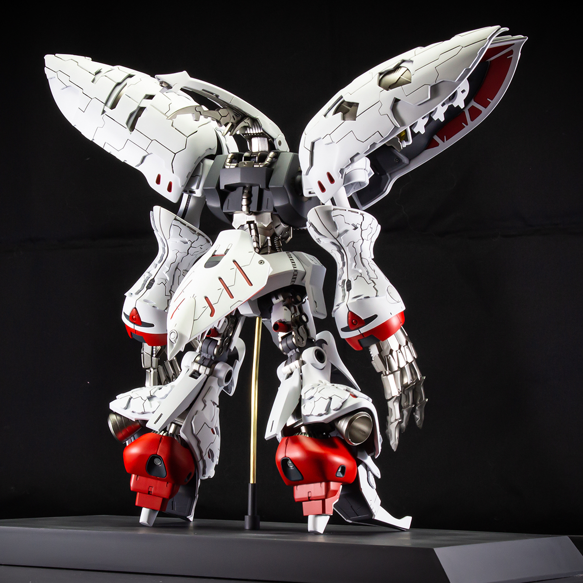 MG 1/100 キュベレイ・アンベリール改修塗装済み完成品-完成品 MG 1/100 キュベレイ・アンベリール改修塗装済み完成品-完成品