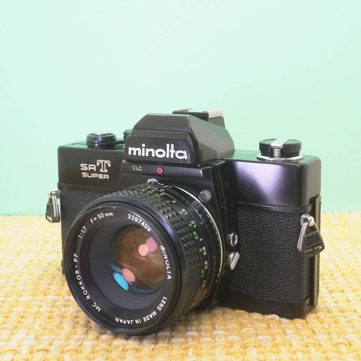 フィルムカメラ MINOLTA SRT SUPER 綺麗な完動品 | monsterdog.com.br