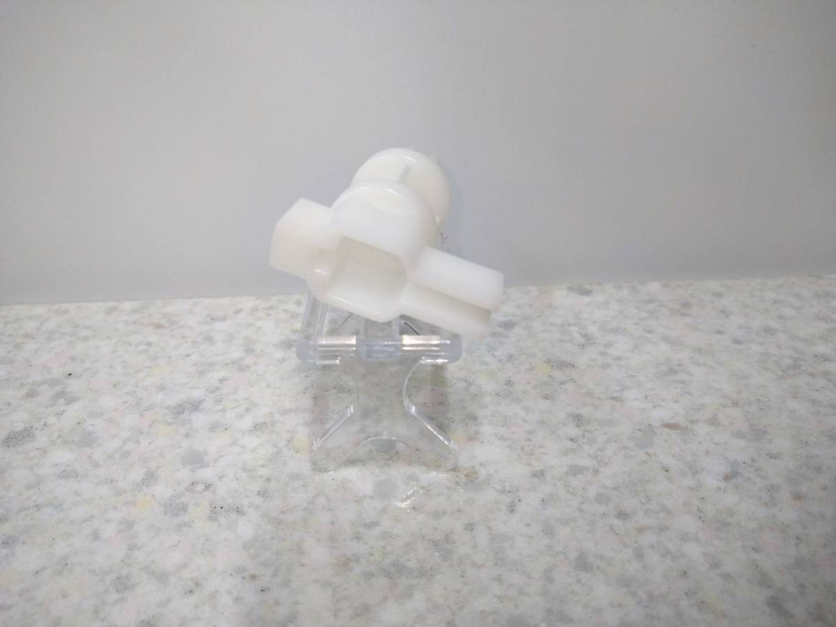 立山アルミ 浴室折戸部品 PKB-1060 1個 ピポットヒンジ 製品 立山アルミ 浴室折戸部品 PKB-1060 1個 ピポットヒンジ 製品