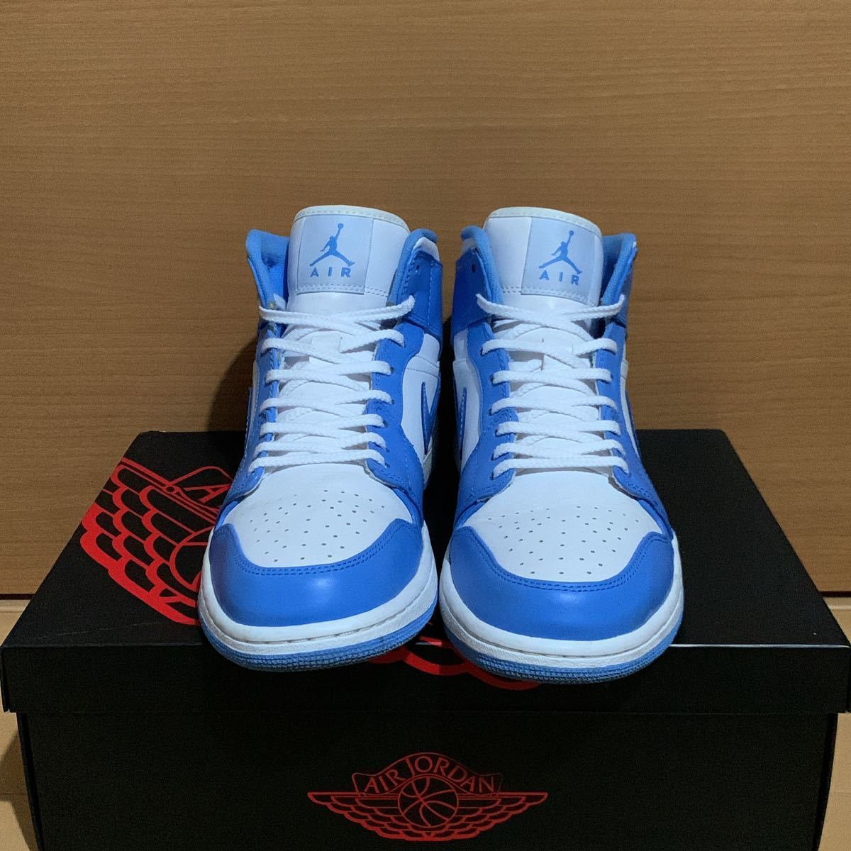 送料無料 NIKE AIR JORDAN 1 MID UNIVERSITY BLUE ナイキ エア