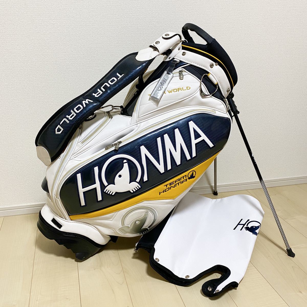 ホンマツアーワールド スタンド色キャディバック-