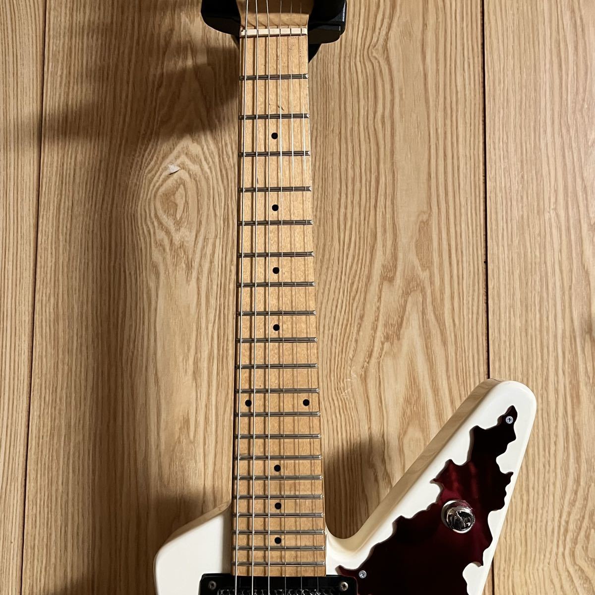 EDWARDS E-RS-32R / アンプ内蔵ミニギター | inmano.com.br