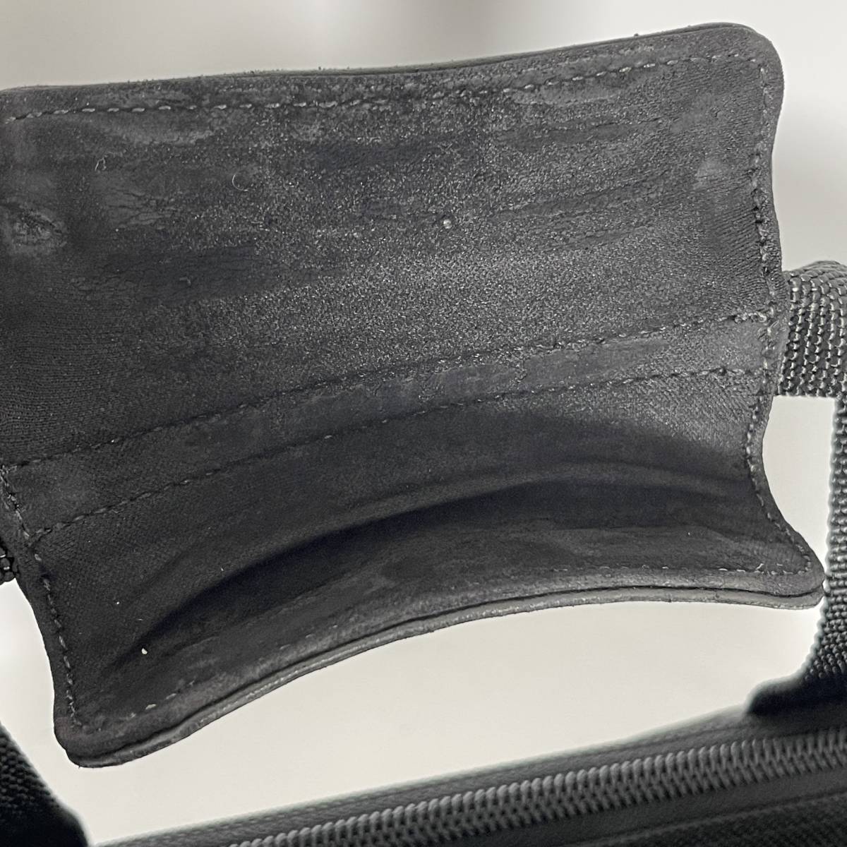 美品】TUMI トゥミ ビジネスバッグ ショルダー 2way 22154D4 黒 美品】TUMI トゥミ ビジネスバッグ ショルダー 2way 22154D4 黒