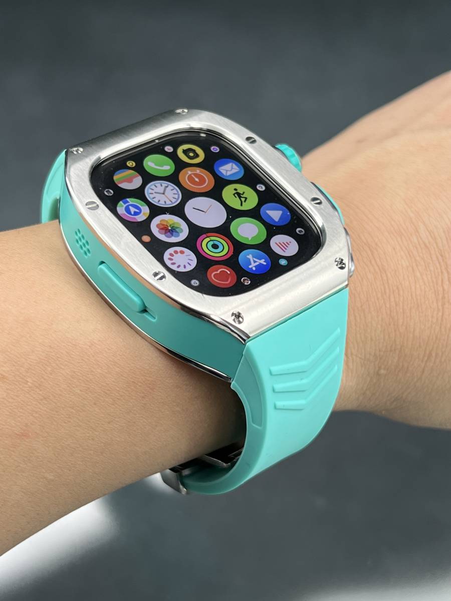 シルバー/ティファニーブルー ウルトラ 49mm アップルウォッチ シルバー/ティファニーブルー ウルトラ 49mm アップルウォッチ