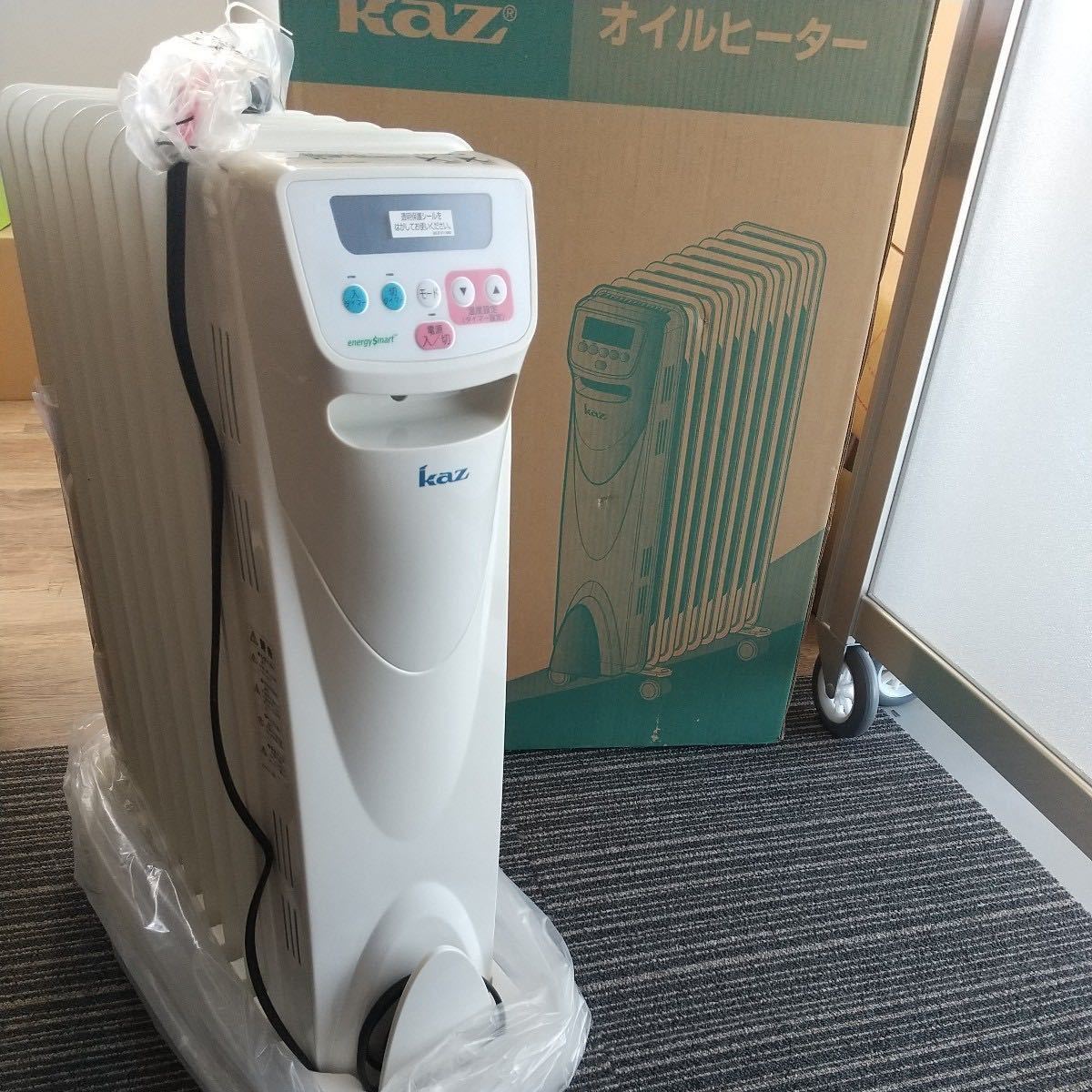 3324 kaz カズ 電気オイルヒーター 暖房器具　2018年製　KCV1211 オイルヒーター　日本ゼネラルアプライアンス_画像1