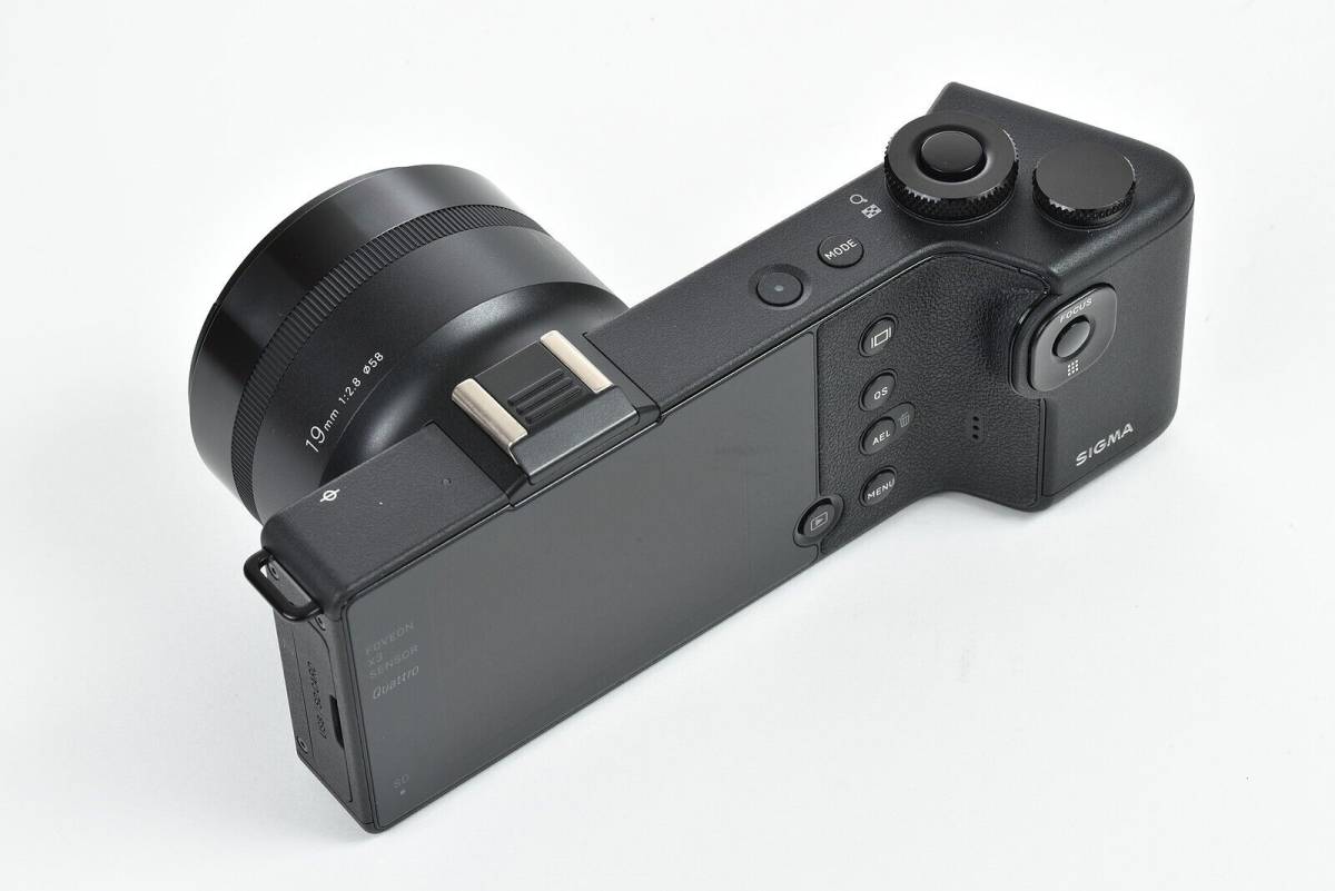 ☆極美品☆SIGMA シグマ DP1 Quattro クアトロ 元箱付き♪/k49 | www