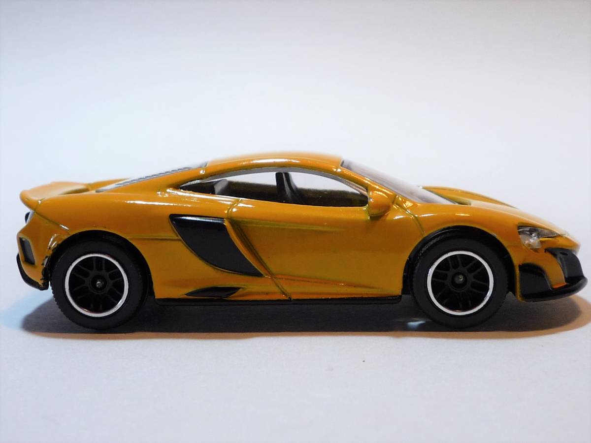 37521 majolette/ MajoRette McLaren 675LT McLAREN 1/60