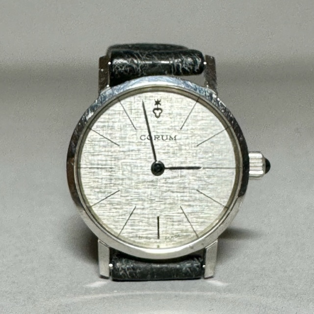 Yahoo!オークション - CORUM コルム 手巻き 時計 腕時計 Yahoo!オークション - CORUM コルム 手巻き 時計 腕時計