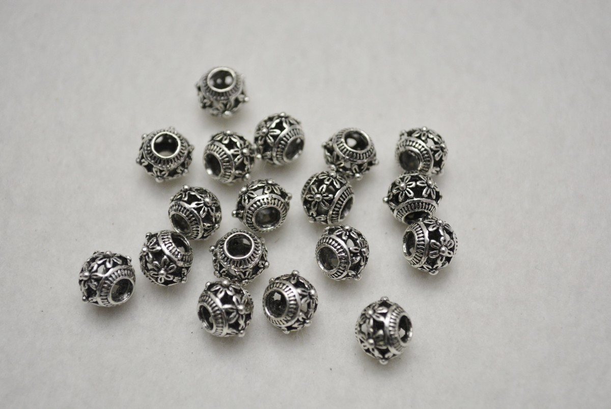  beads Club long Dell meta ruby z lamp shape ... flower 6 wheel small large hole silver 8mm 15 piece bracele necklace metal fittings 