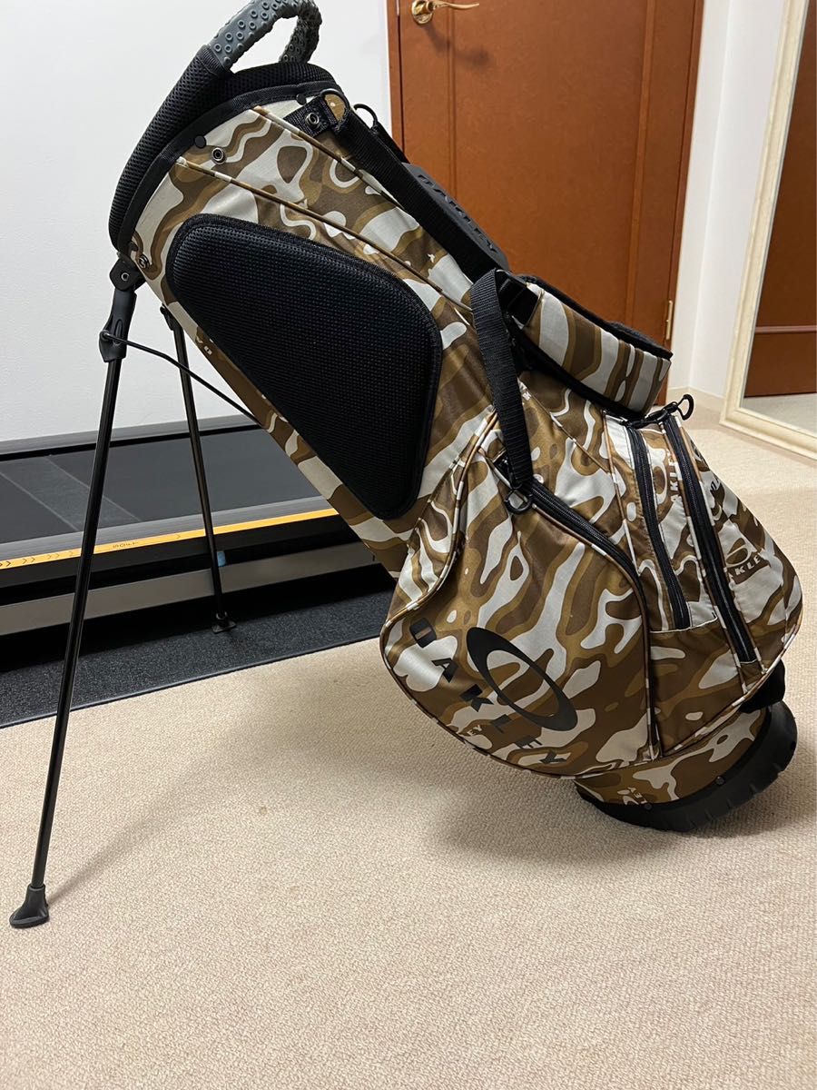 オークリー 迷彩 スタンド キャディバッグ キャディーバッグ オークリー 迷彩 スタンド キャディバッグ キャディーバッグ
