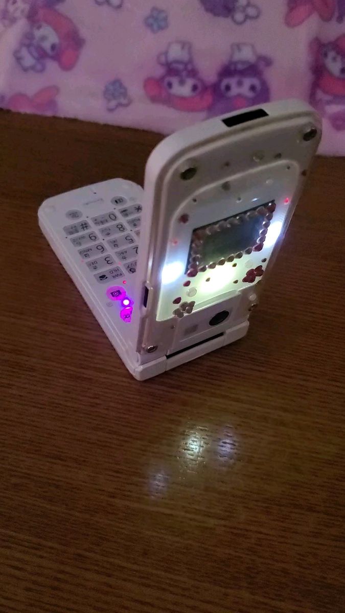 ドコモ LEDカスタム携帯 NEC FOMA N906iμ サマンサタバサ｜PayPayフリマ