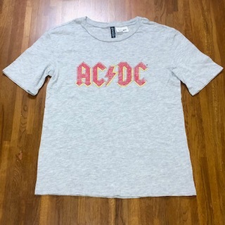  ★ 即決・送料無料 ★ H&M エイチアンドエム AC/DC プリント ロックTシャツ XS グレー_画像1