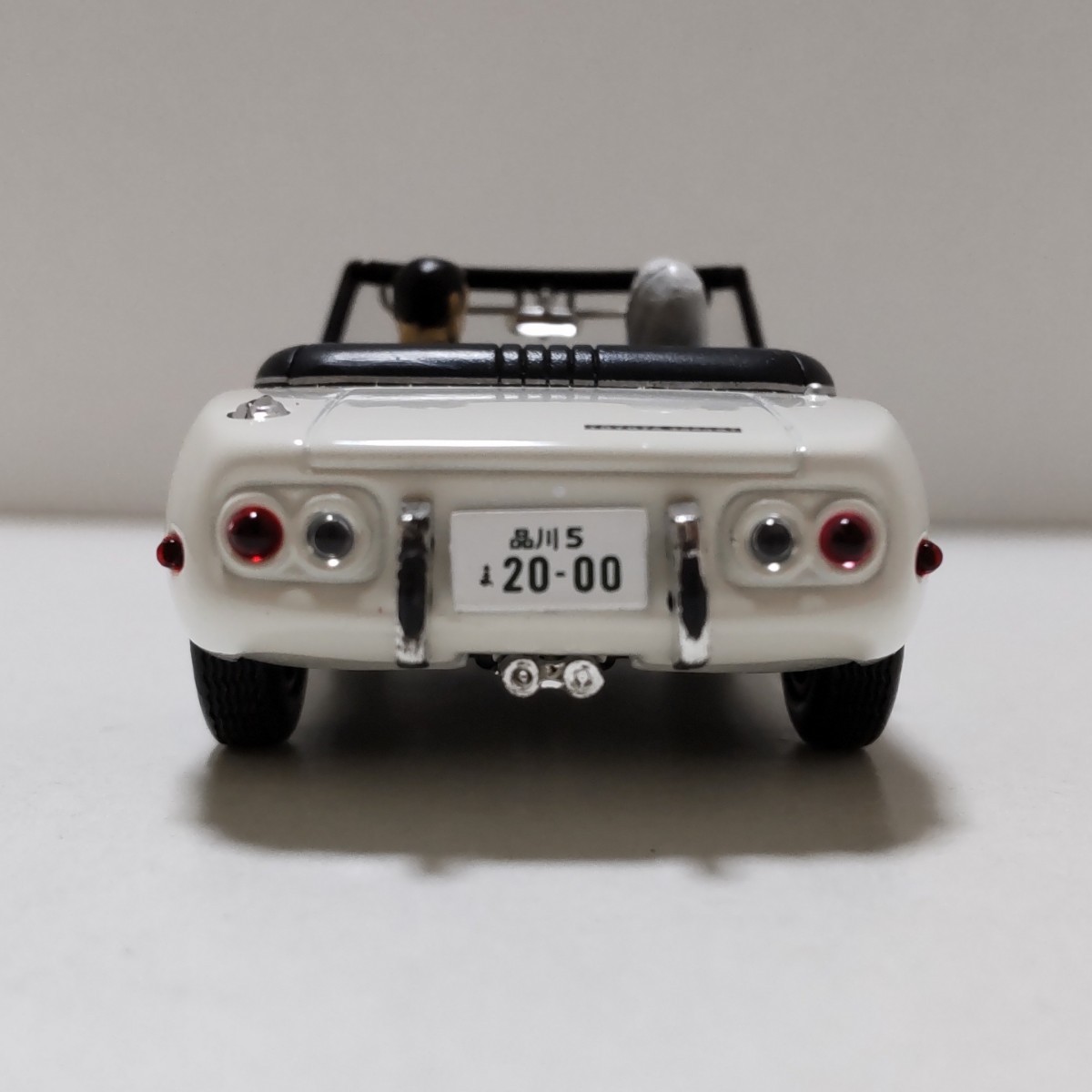 1/43スケール トヨタ 2000GT 007 ユニバーサルモデルの画像3