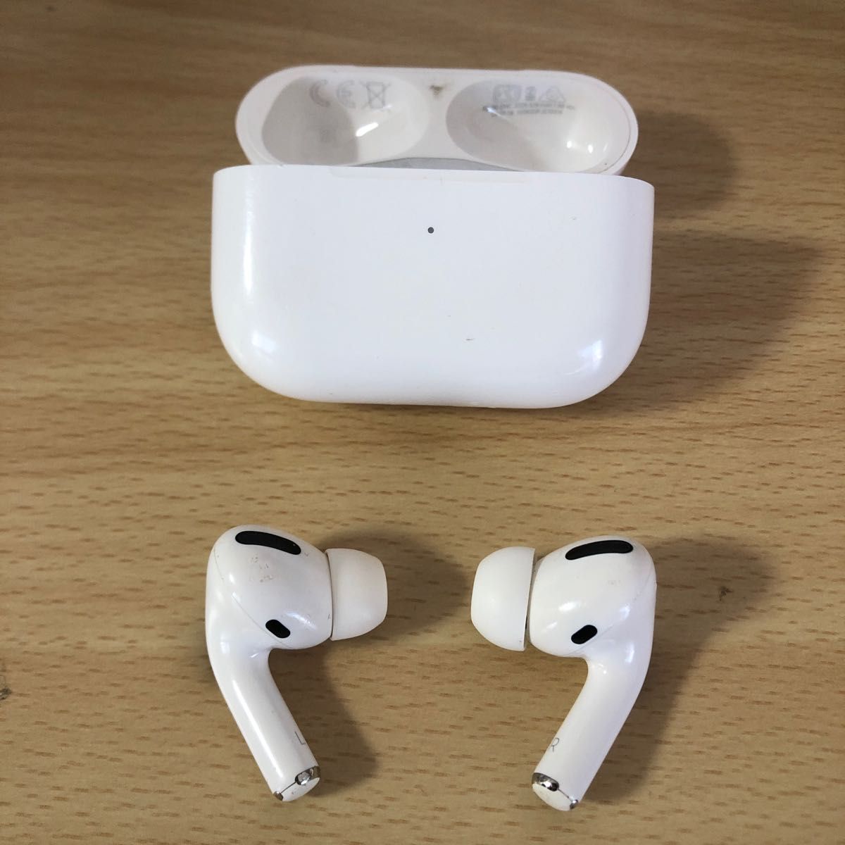 定番のお歳暮 12 Bluetooth AirPods Apple Airpods Pro ワイヤレス