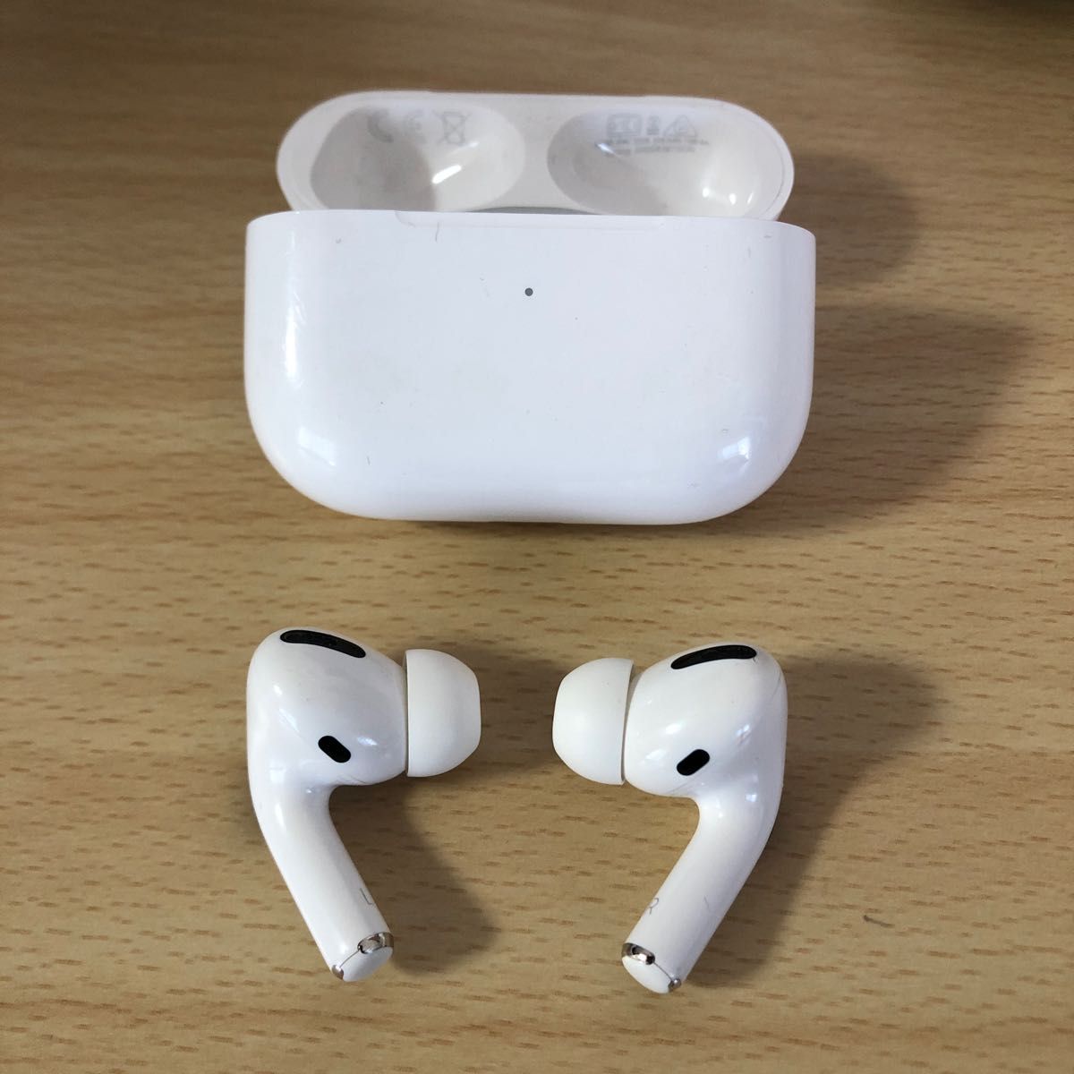 AirPods Pro第一世代　MWP22J A A2084