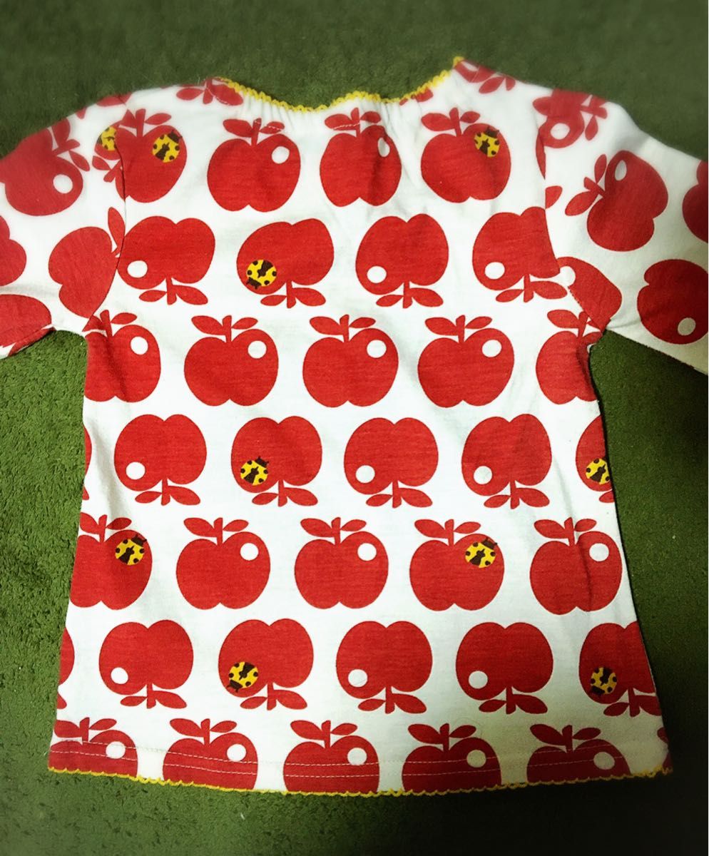 ☆90 長袖 Tシャツ 子供 キッズ ベビー 保育園 幼稚園 女の子 ガール ロンＴ チュニック リンゴ てんとう虫 赤 白