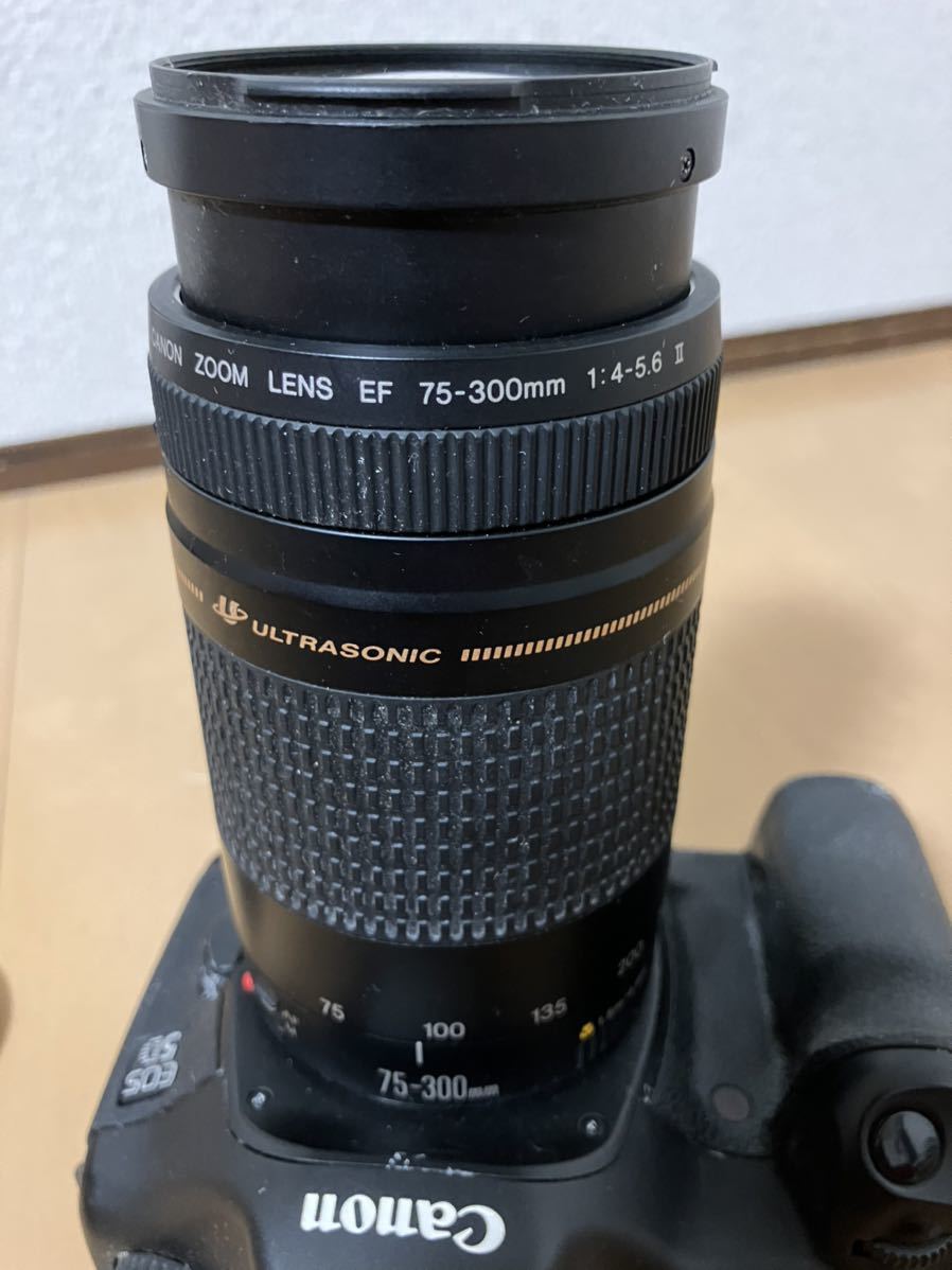 Canon キャノン EOS50D デジタル一眼レフ 75-300mm ジャンク品扱いの画像3