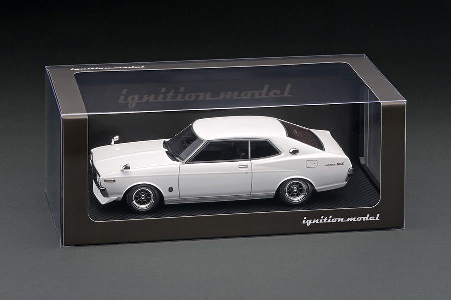 WEB限定 ignition model 1/18 イグニッション IG2403 Nissan Laurel 2000SGX (C130) 後期型 L28改 エンジンなし 日産 ローレル ブタケツ 白_画像2