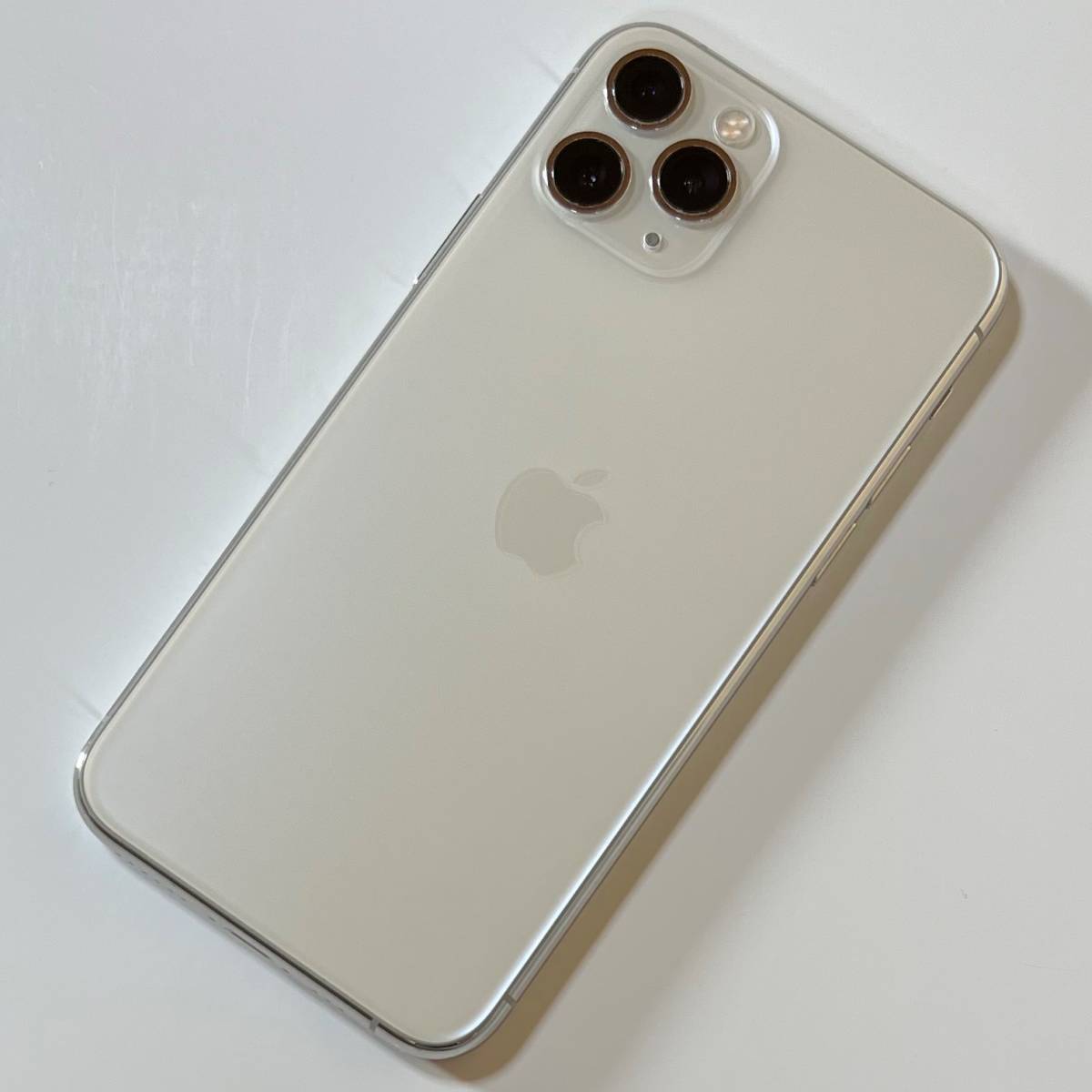 Yahoo!オークション - SIMフリー iPhone 11 Pro シルバー 256