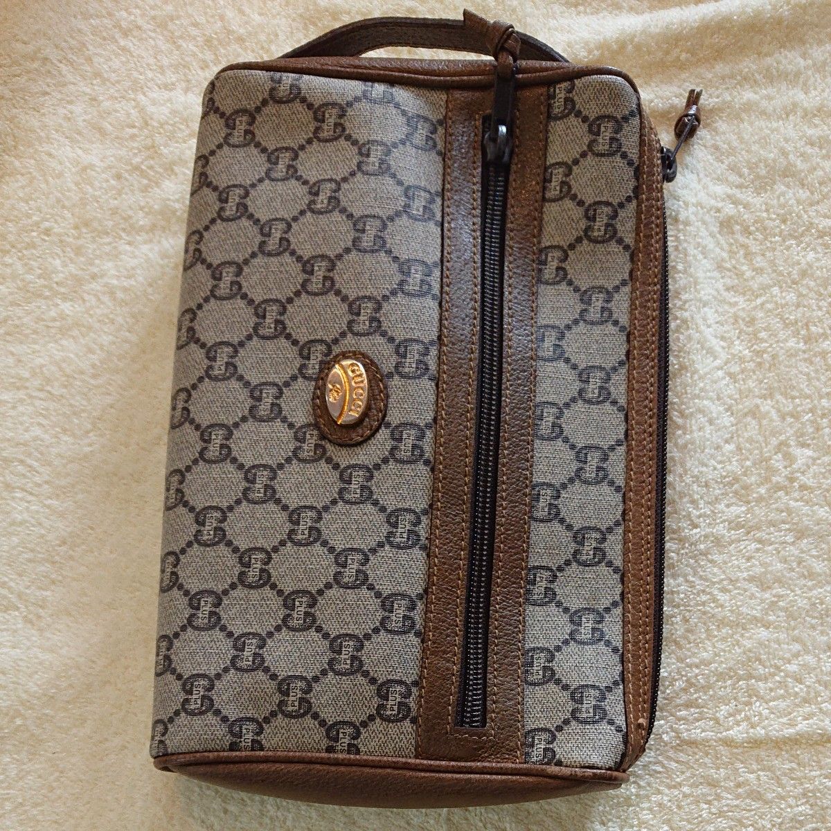 GUCCI plus クラッチバッグ|Yahoo!フリマ(旧PayPayフリマ)
