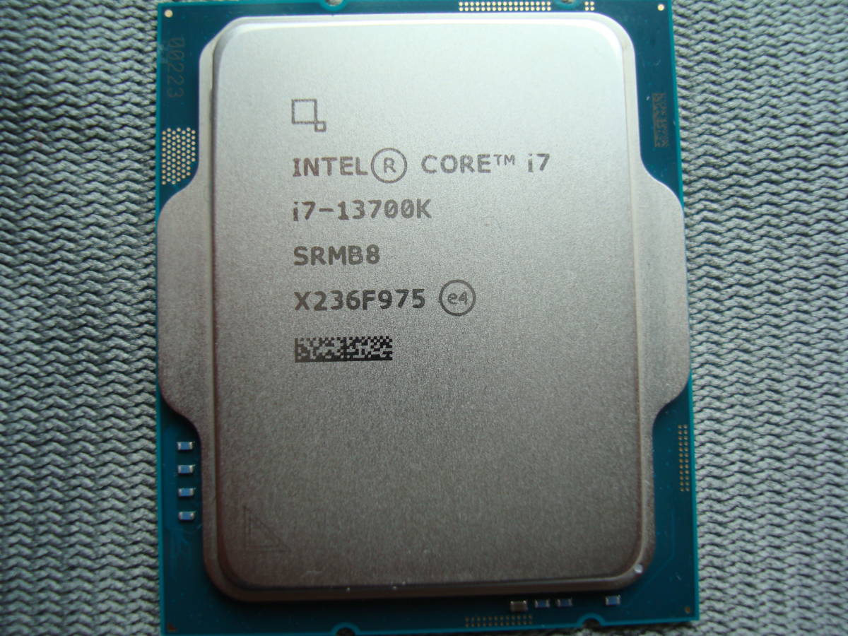 ンチマーク】 Intel Core i7 第13世代 Core i7-13700K 使用2か月の美品