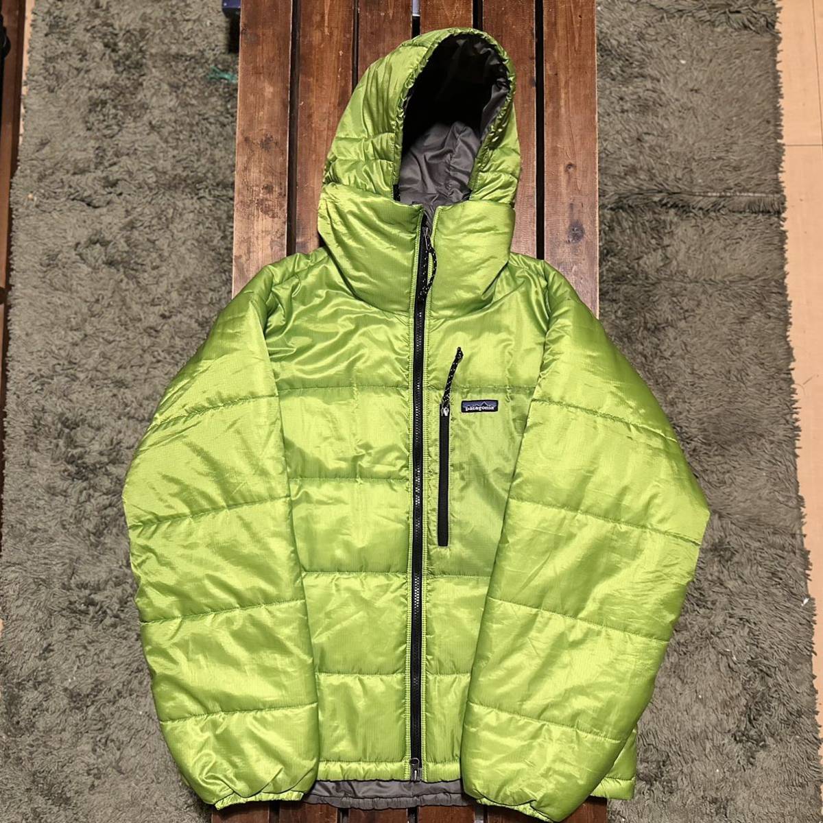 パタゴニア ダスパーカ patagonia ダウンセーター ダウン ジャケット ダスパーカー F02 グリーン ゲッコーグリーン S 美品 収納袋_画像1