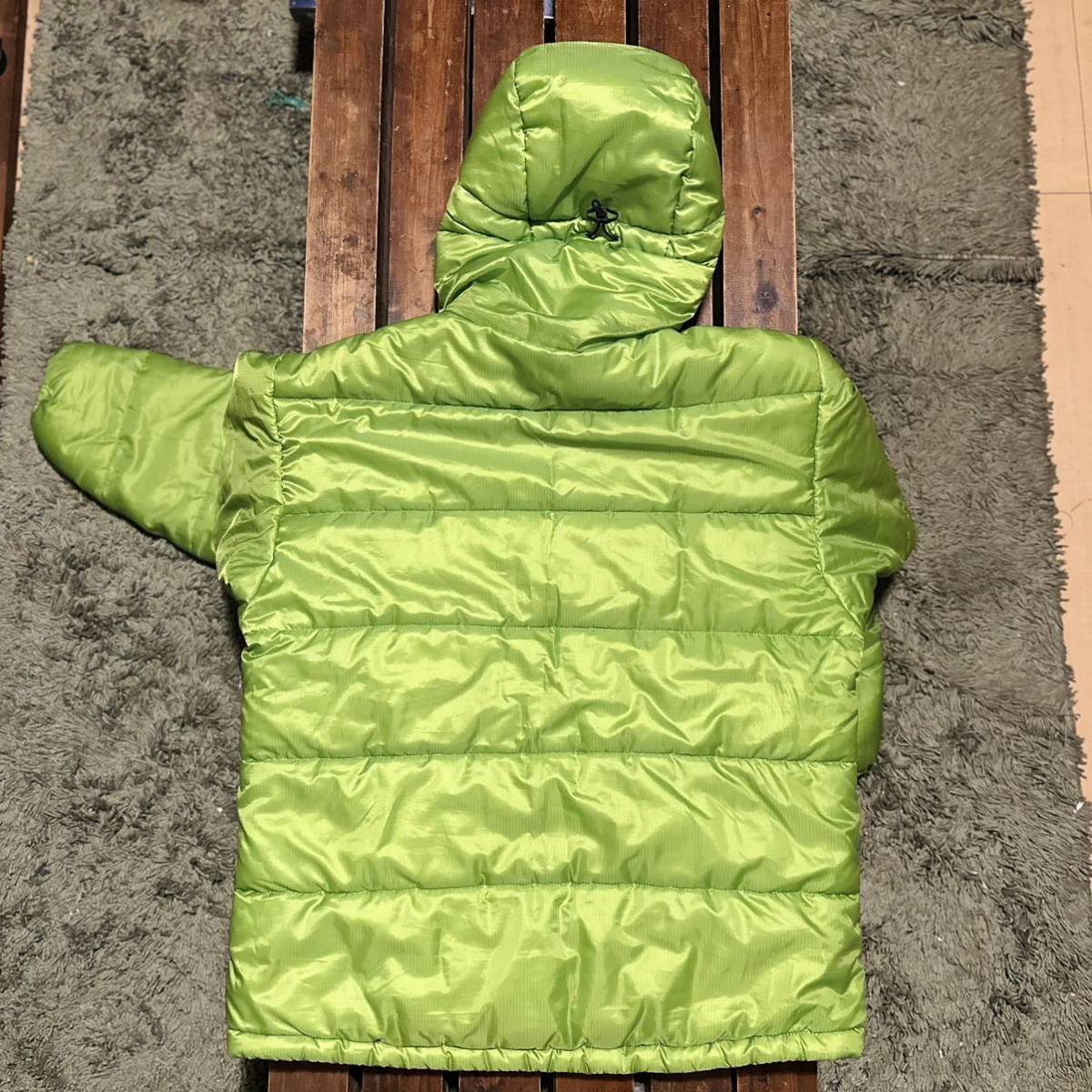 パタゴニア ダスパーカ patagonia ダウンセーター ダウン ジャケット ダスパーカー F02 グリーン ゲッコーグリーン S 美品 収納袋_画像4