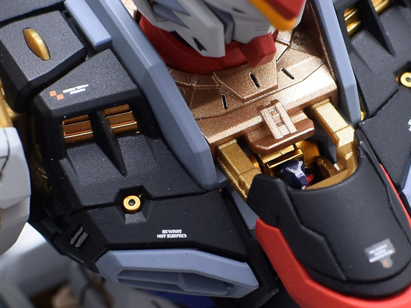MGEX 1/100 ストライクフリーダムガンダム 機動戦士ガンダムSEED MGEX 1/100 ストライクフリーダムガンダム 機動戦士ガンダムSEED