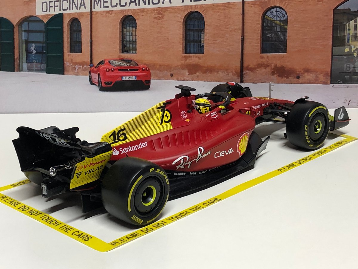Burago 1/18 Ferrari F1 75 #16 CHARLES LECLERC MONZA GP　フェラーリ　ルクレール　ブラーゴ_画像2