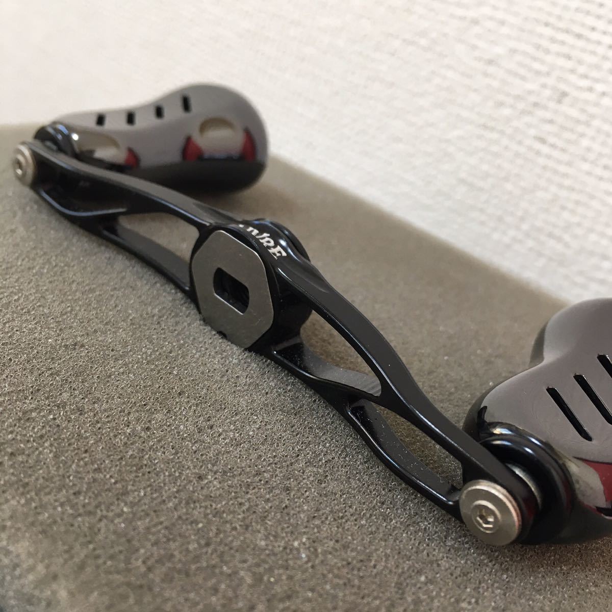 極上 リブレグライド 87 オールブラック シマノ 右ナット付き C 極上 リブレグライド 87 オールブラック シマノ 右ナット付き C