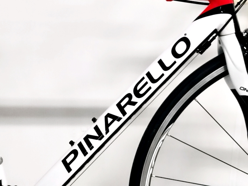 福岡)ピナレロ PINARELLO FP2 105 2009年モデル アルミ ロードバイク 50サイズ 10速 ホワイト FP2 ピナレロ 室内保管