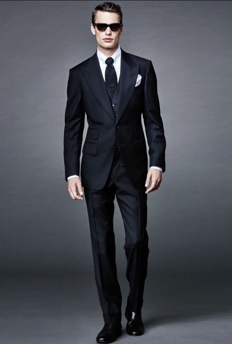 新品未使用 TOM FORD トムフォード ピンカラー ダブルカフス 新品未使用 TOM FORD トムフォード ピンカラー ダブルカフス