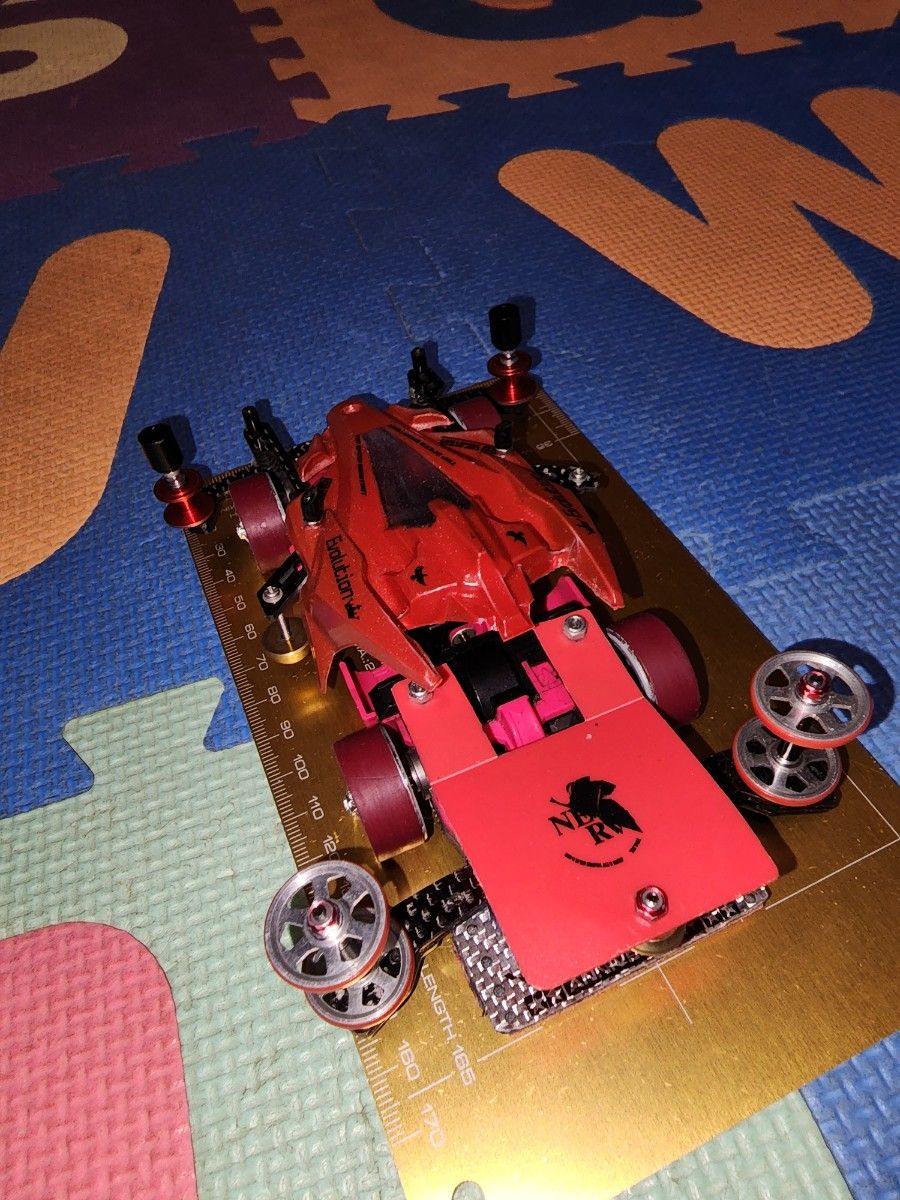 ミニ四駆 タミヤ エヴァ弐号機カラーレッドアズール、フロントAT
