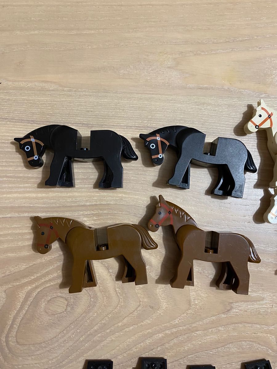 【旧レゴ】LEGO 正規品 馬 白馬 黒馬 茶色馬 馬車 車輪 鞍 セット オールド レゴ