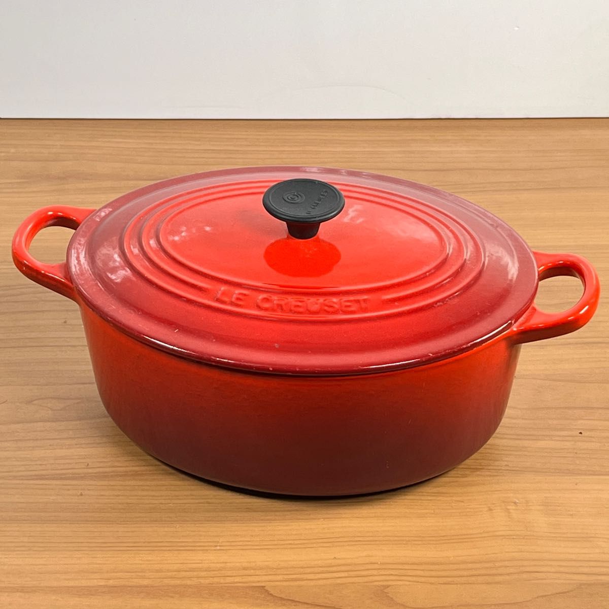 ル・クルーゼ(Le Creuset) 鋳物 ホーロー 鍋ココット・オーバル25 cm