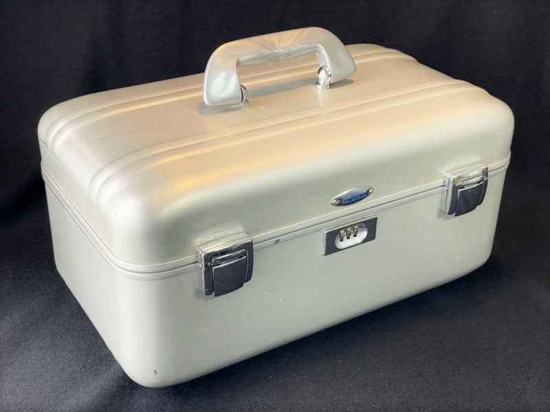 Большой хари Zero Hari Burton Zero Halliburton Professional Cosmetic Case Cosmetic Box, сделанная в США #137217