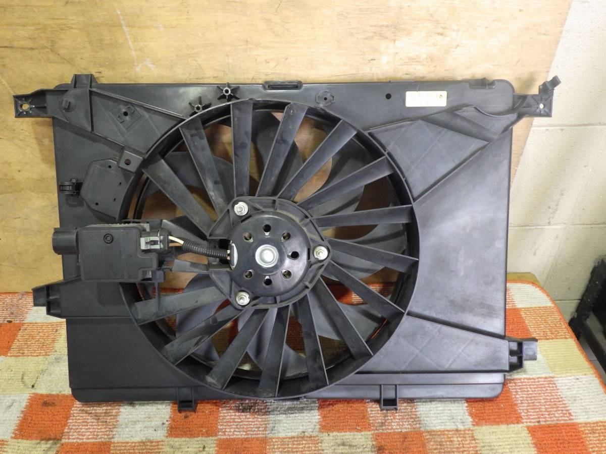  Alpha Romeo 159 2.2 93922 TI radiator electric fan shroud 93932 blur la[E]