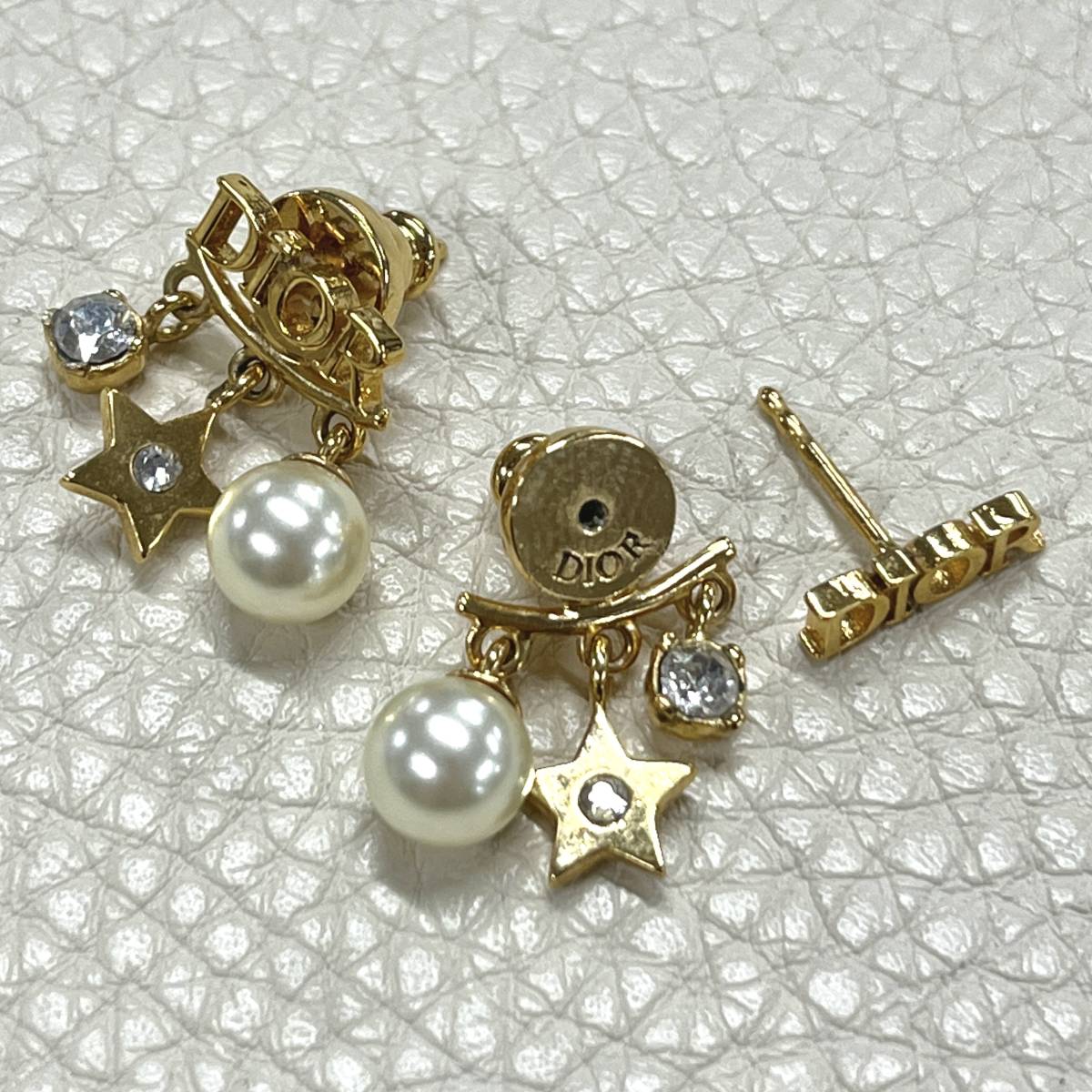 割引 【中古】DIOR DIO(R)EVOLUTION ピアス 箱付き 2CDR33-00002