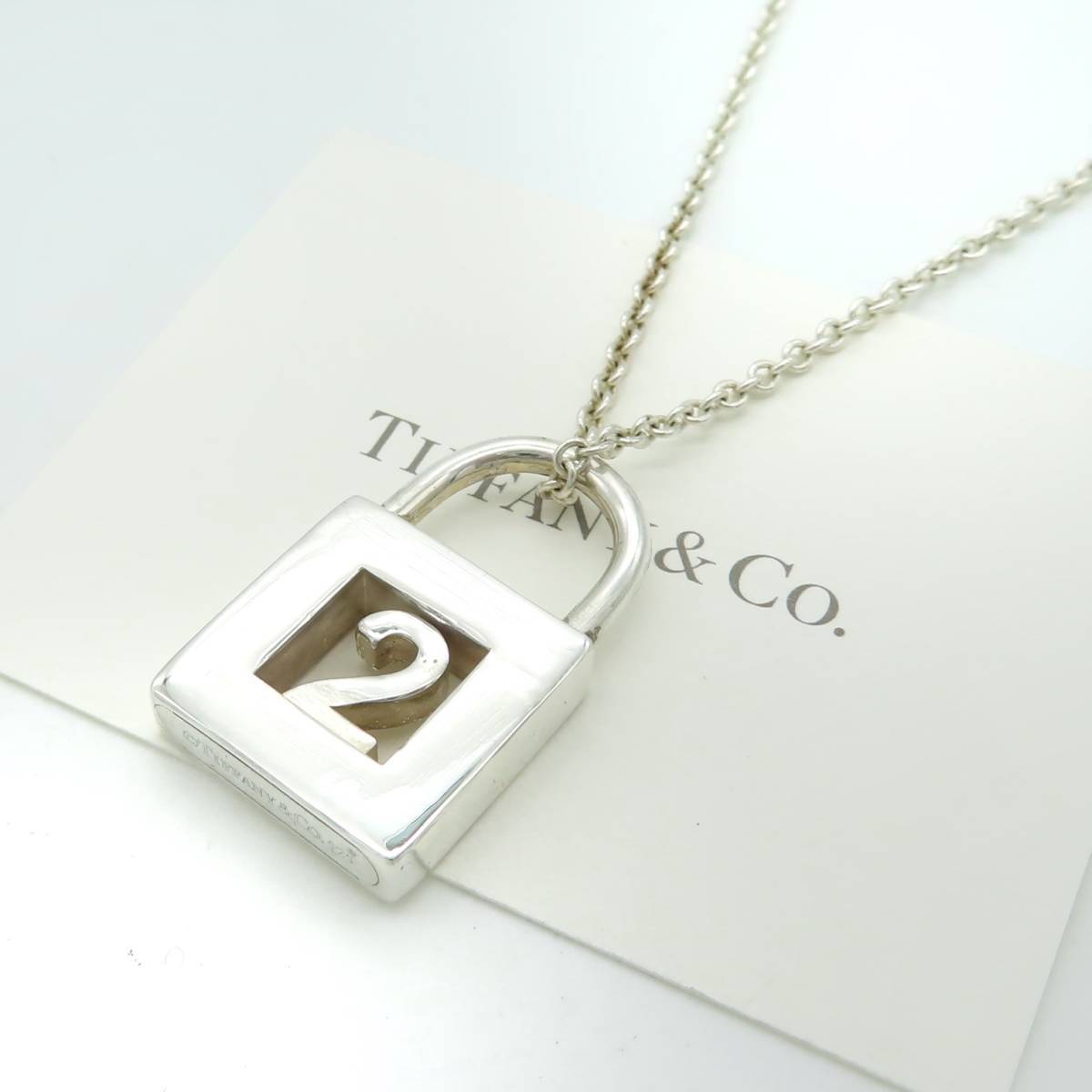 美品 Tiffany&Co. ティファニー カデナ ロック ナンバー NO 2 トップ シルバー ネックレス SV925 カギ HH50